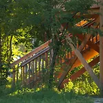 Cosycamp Resort Chamalières-sur-Loir